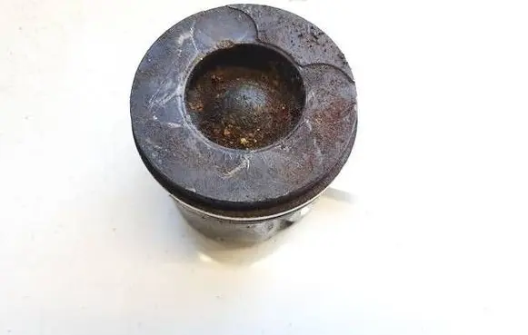 Piston