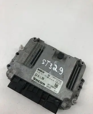 Volvo V50 Engine control unit/module ECU 8692329 0281011775