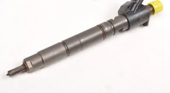 Volvo XC60 Fuel injector 31272767