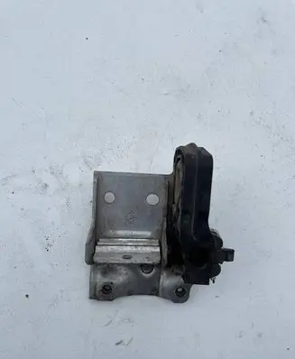 BMW 5 F10 F11 Radiator support slam panel bracket 7186514 7187112