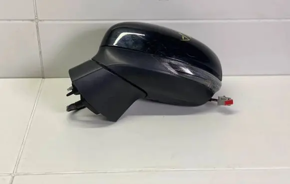 Ford Fiesta Front door electric wing mirror 8802-012