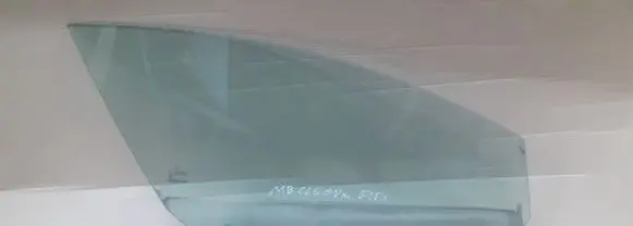 Mercedes-Benz CLS C219 Front door window glass four-door