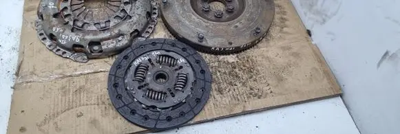 Nissan Qashqai Clutch set kit 320045710 1220039510