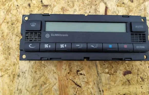 Volkswagen Golf IV Climate control unit GGGGG