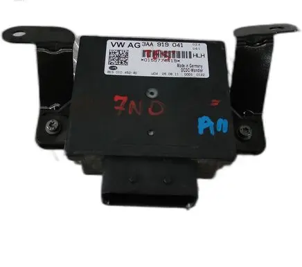 Seat Alhambra (Mk2) Trunk lid opening control unit 3AA919041