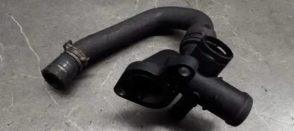 Seat Leon (1M) Thermostat/thermostat housing 06a121133ad