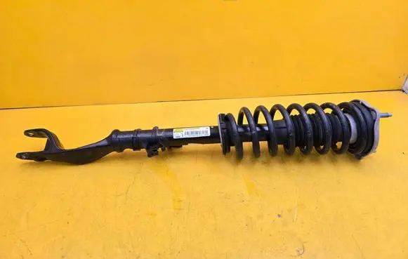 Mercedes-Benz GLC C253 Front shock absorber with coil spring A2533201166
