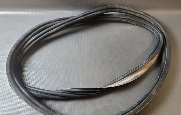 Volvo V90 Cross Country Trunk rubber seal (body) 31371781