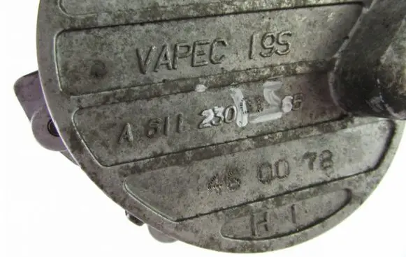 Mercedes-Benz Vito Viano W638 Vacuum pump 6112300165