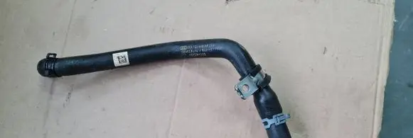 Audi Q5 SQ5 Engine coolant pipe/hose 80A122448AK