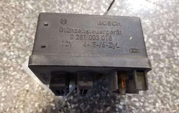 Peugeot 607 Glow plug pre-heat relay 0281003016