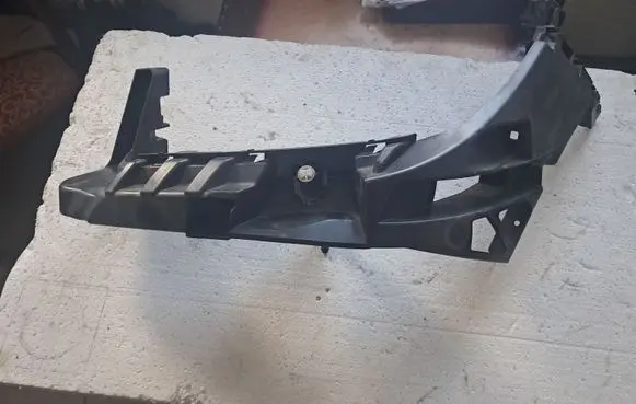 Mercedes-Benz GLE (W166 - C292) Front bumper mounting bracket 1600079991