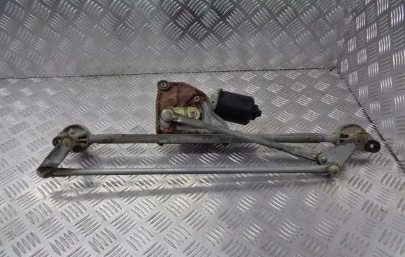 Chrysler PT Cruiser Front wiper linkage and motor 159010-5611