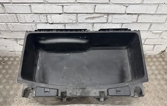 Dodge Durango III Glove box in trunk 5LC34TRMAC 5LC34TRMAA CP1F3063A