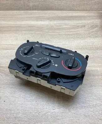 Peugeot 206 Climate control unit 1068701