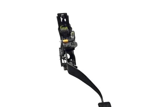 Toyota Avensis T270 Brake pedal 3132142010