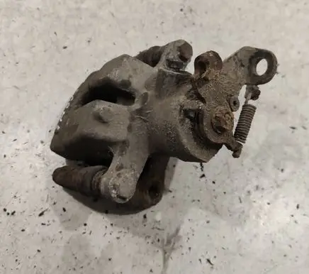 Rear brake caliper