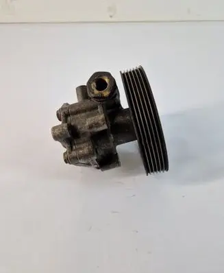 Mazda 2 Power steering pump 2S6C3A696DCES