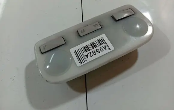 Renault Scenic III - Grand scenic III Rear seat light