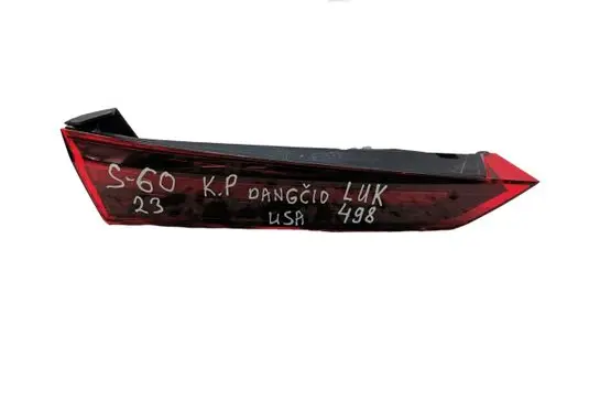 Tailgate rear/tail lights