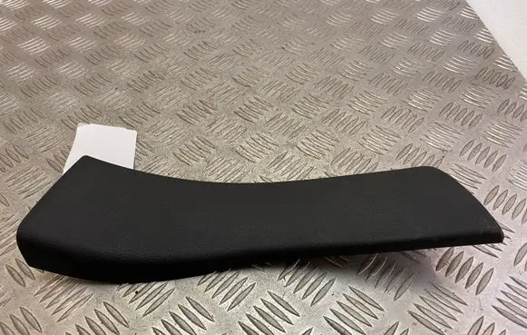 Jeep Grand Cherokee Rear sill trim cover 1LY87TRMAB 1LY87DX9AB