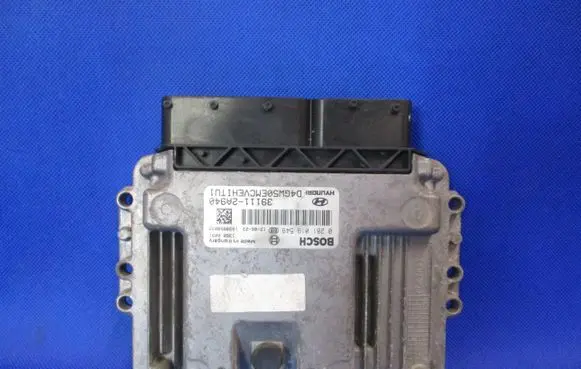 Hyundai i30 Engine control unit/module 0281019549 391112A940 1039S58872