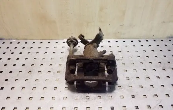 Opel Astra J Rear brake caliper