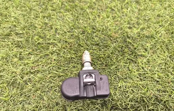 Mercedes-Benz ML W164 Tire pressure sensor A0009057200 MMW2433A