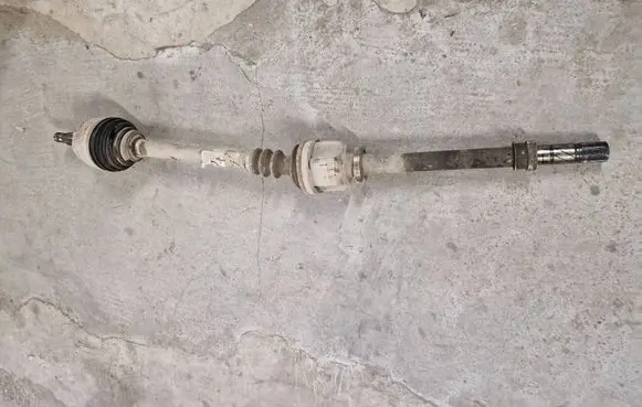 Front driveshaft