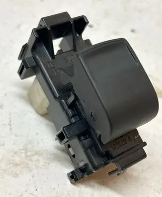 Toyota Yaris Electric window control switch 1928296