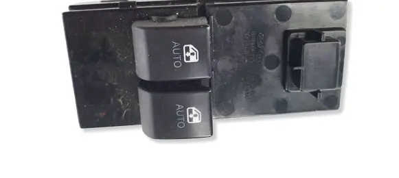 KIA Ceed Electric window control switch 935701H0204 935701H020