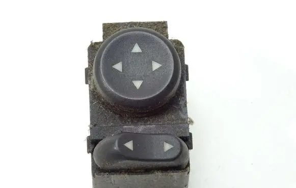 Fiat Linea Wing mirror switch
