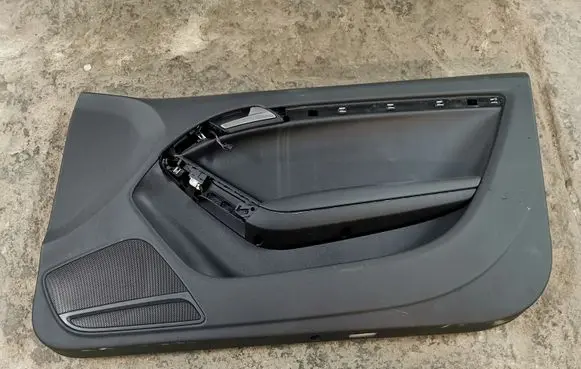 Audi A5 8T 8F Front door card panel trim 8T1867106
