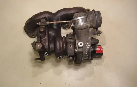 Volkswagen PASSAT B6 Turbo 03C145701S MB50177702