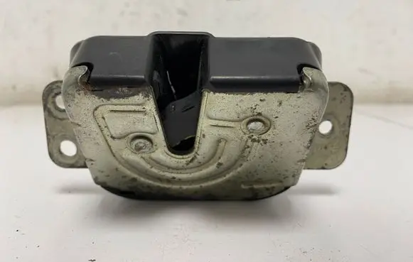 Mitsubishi Colt Loading door lock MR959190