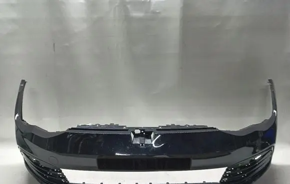 Volkswagen Golf VIII Front bumper 5H0807221