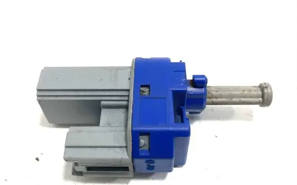 Mazda 3 I Brake pedal sensor switch BP4K