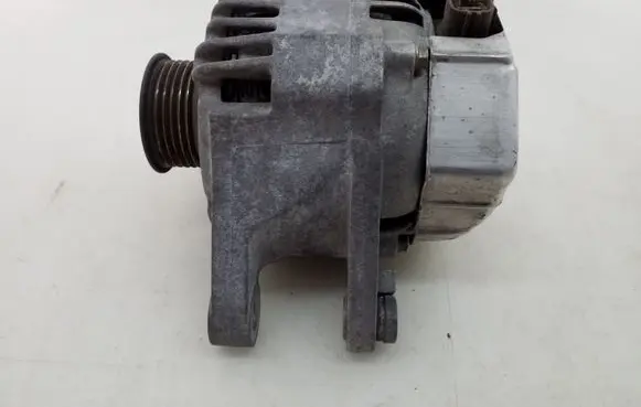 Toyota Corolla Verso AR10 Generator/alternator 270600D170