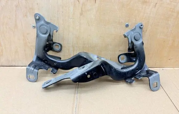 Renault Captur Engine bonnet/hood hinges 654011593R