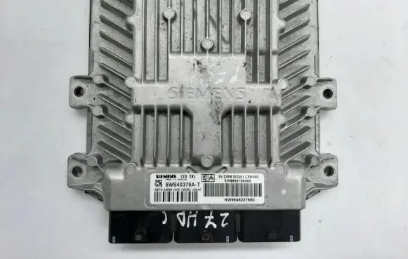 Peugeot 407 Engine control unit/module 5WS40379AT SID201