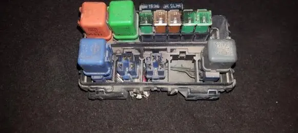 Nissan Prairie Fuse box set