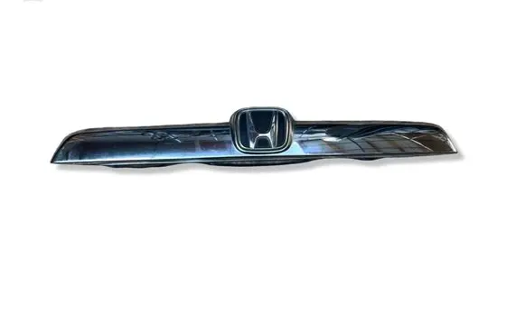 Honda CR-V Manufacturer badge logo/emblem 74890SWWE010