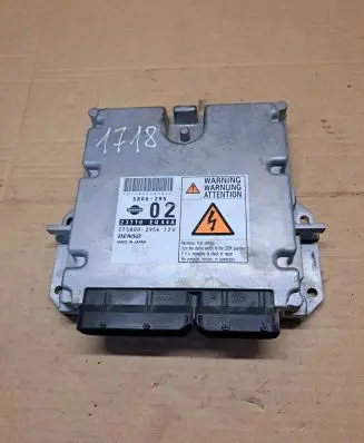 Nissan X-Trail T30 Engine control unit/module 23710EQ44A 5800295 2758002956