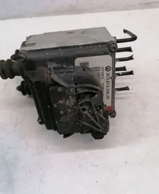 Volkswagen PASSAT B6 ABS Pump 3CO614109AF