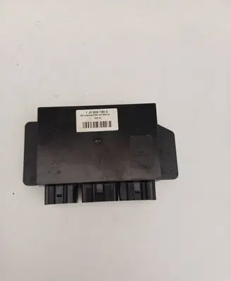 Volkswagen PASSAT B5.5 Comfort/convenience module 1J0959799S 5DK00795350