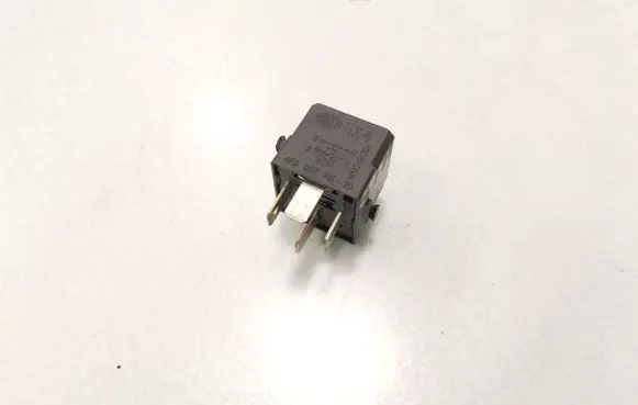 Audi A1 Other relay 4H0951253A
