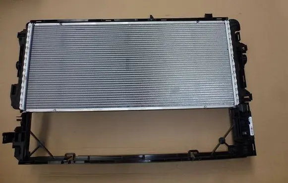Mercedes-Benz EQE v295 Power steering radiator 