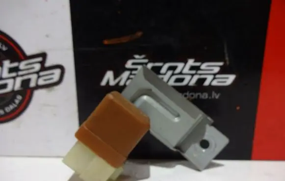 Infiniti G35 Other relay 2523079964