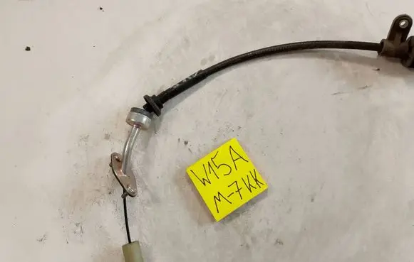 Opel Astra G Clutch cable 32545554
