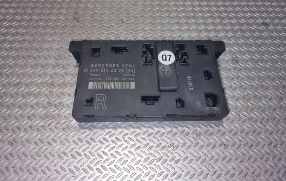 Mercedes-Benz Vito Viano W639 Door control unit/module 639820032600